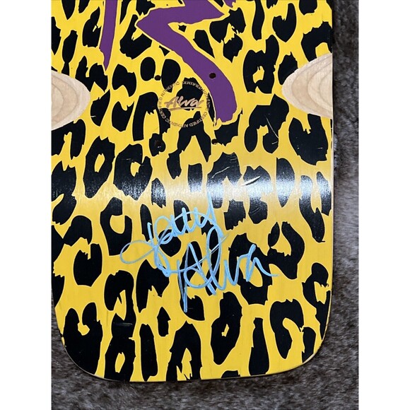 Rare, Reissue Tony Alva Cheetah print, Fully Gripped And Signed Deck - Picture 2 of 4